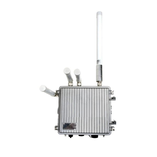 Fiber optic connector boxes and splice boxes