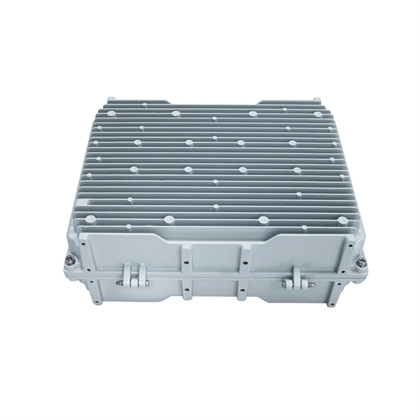 Fiber optic cable junction box and communication equipment
