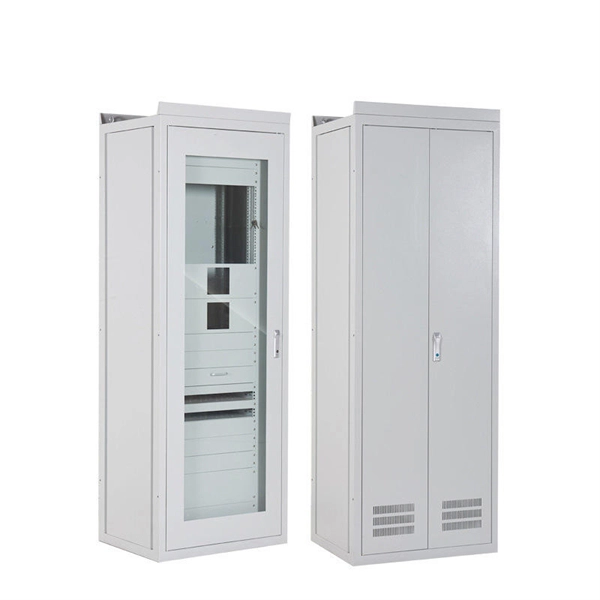 Russian Data Center PDU Desktop Installation Solution
