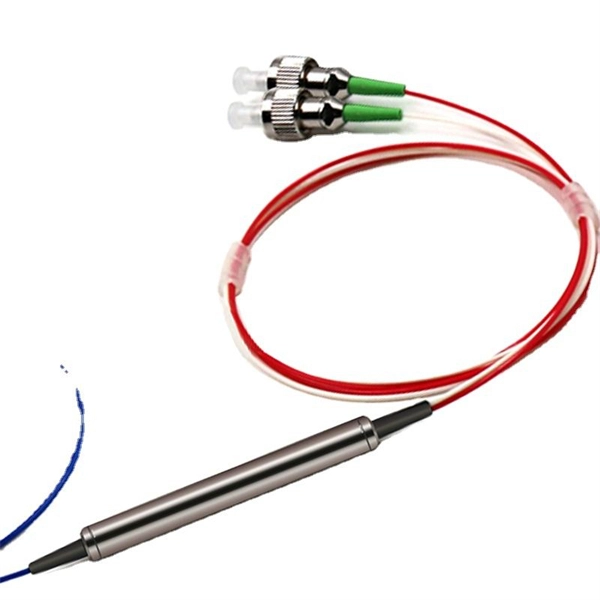 Should power and low-voltage cables be separated in cable trays 