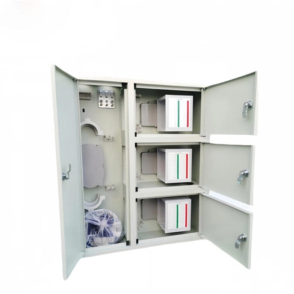 German Cold Aisle Rack-Mounted Servers